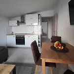 Matej 3 Zara